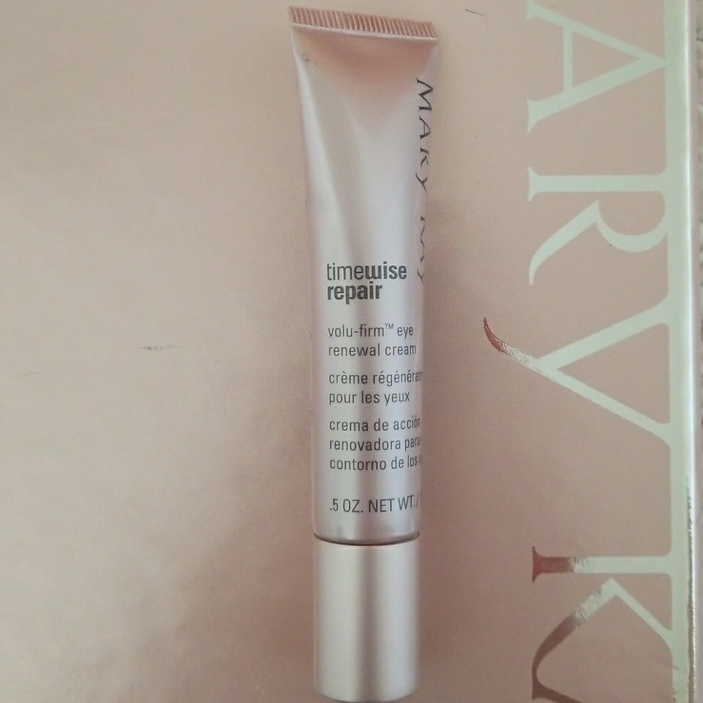 Mary Kay Volu-firm Eye Renewal Cream